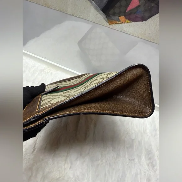 GUCCI- Brown Sherryline Monogram Coated Canvas Clutch - Picture 4 of 7